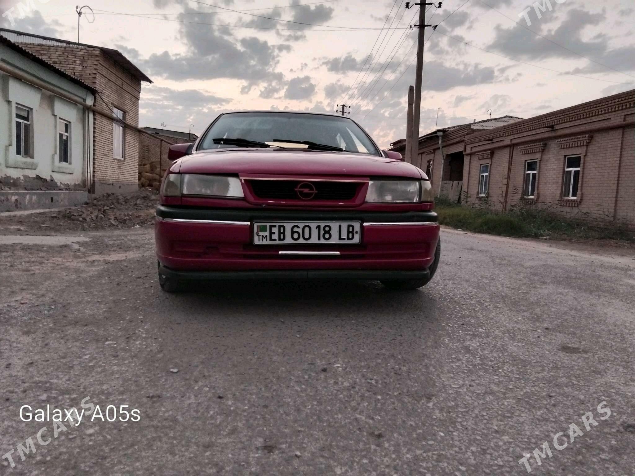 Opel Vectra 1992 - 24 000 TMT - Туркменабат - img 5
