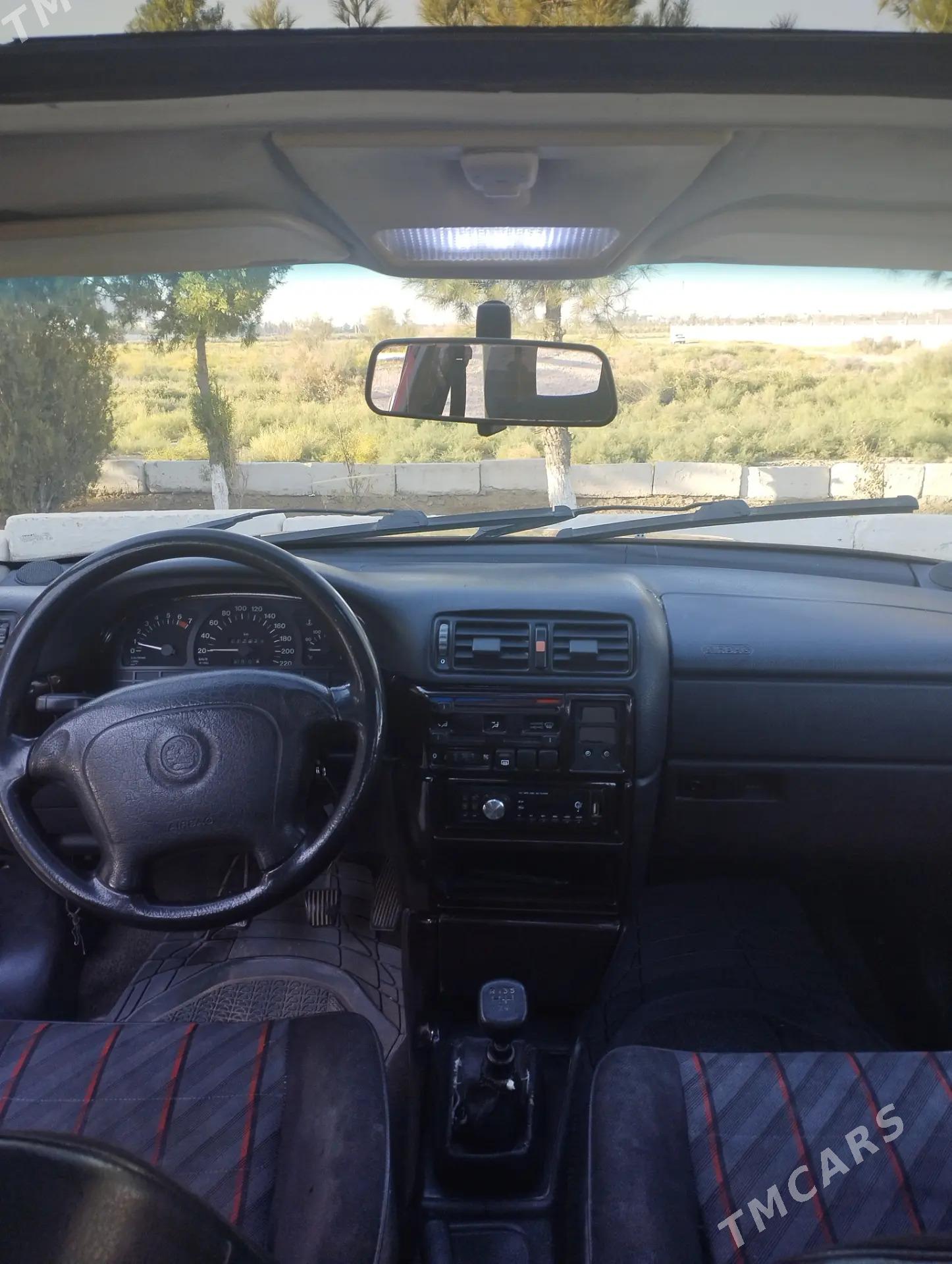 Opel Vectra 1993 - 24 000 TMT - Мары - img 2