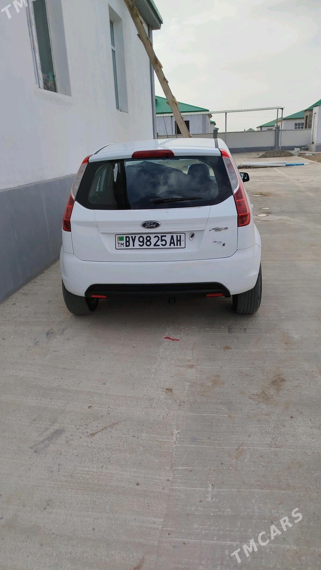 Ford Figo 2012 - 85 000 TMT - Ашхабад - img 2