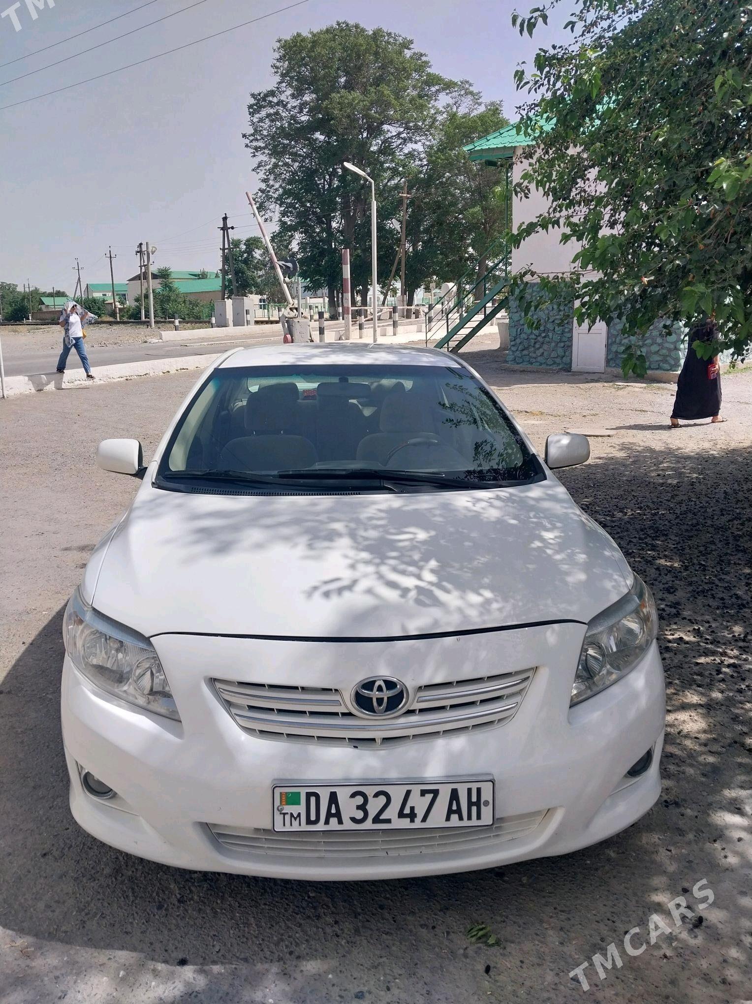 Toyota Corolla 2009 - 145 000 TMT - Çärjew - img 4