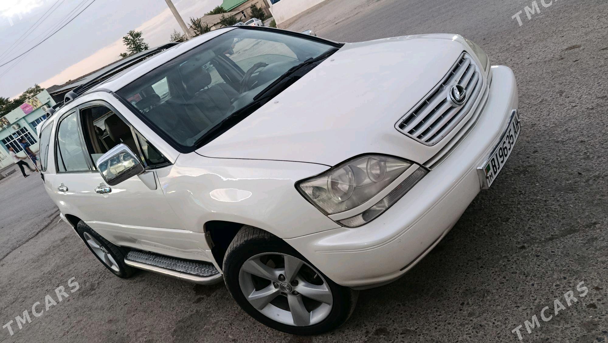Lexus RX 300 2000 - 180 000 TMT - Кака - img 8