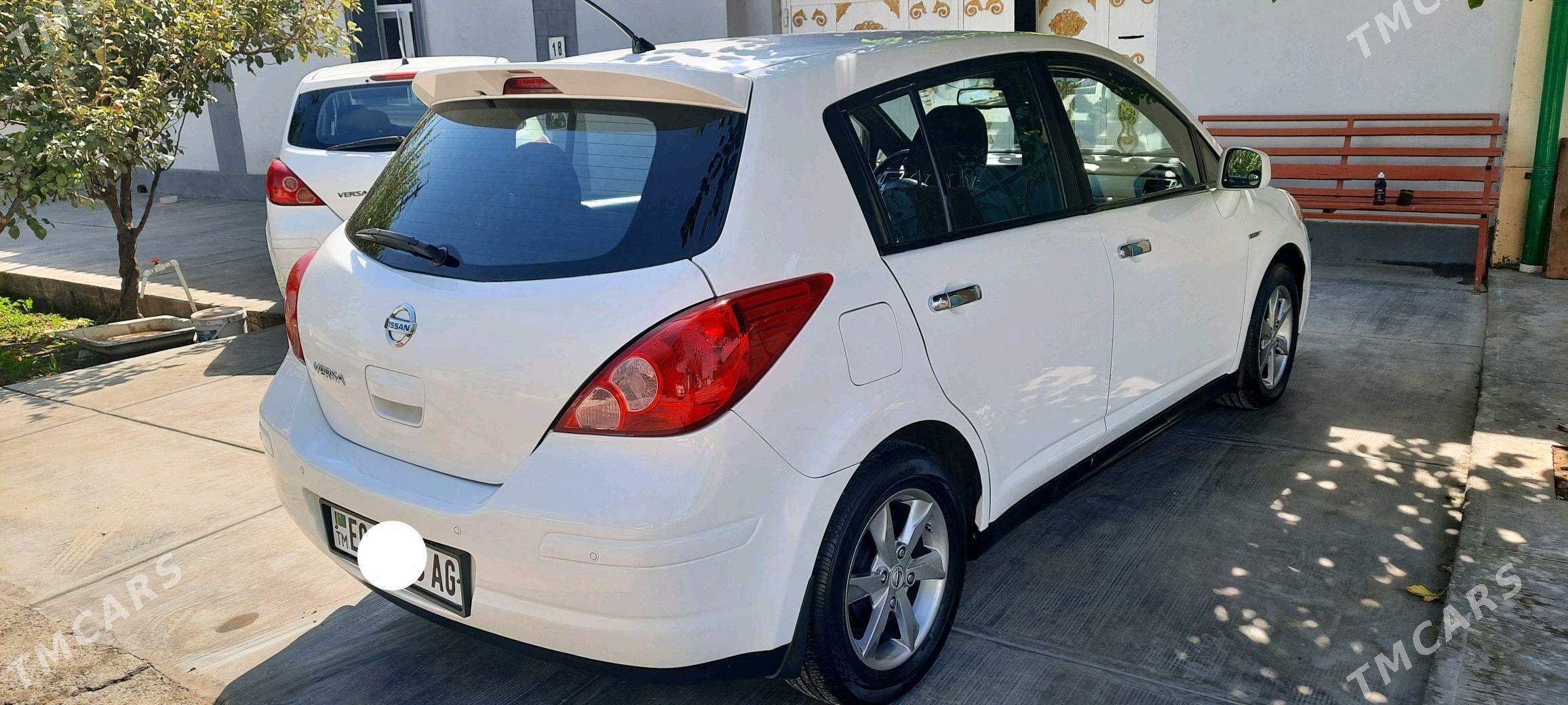 Nissan Versa 2011 - 135 000 TMT - Ашхабад - img 3