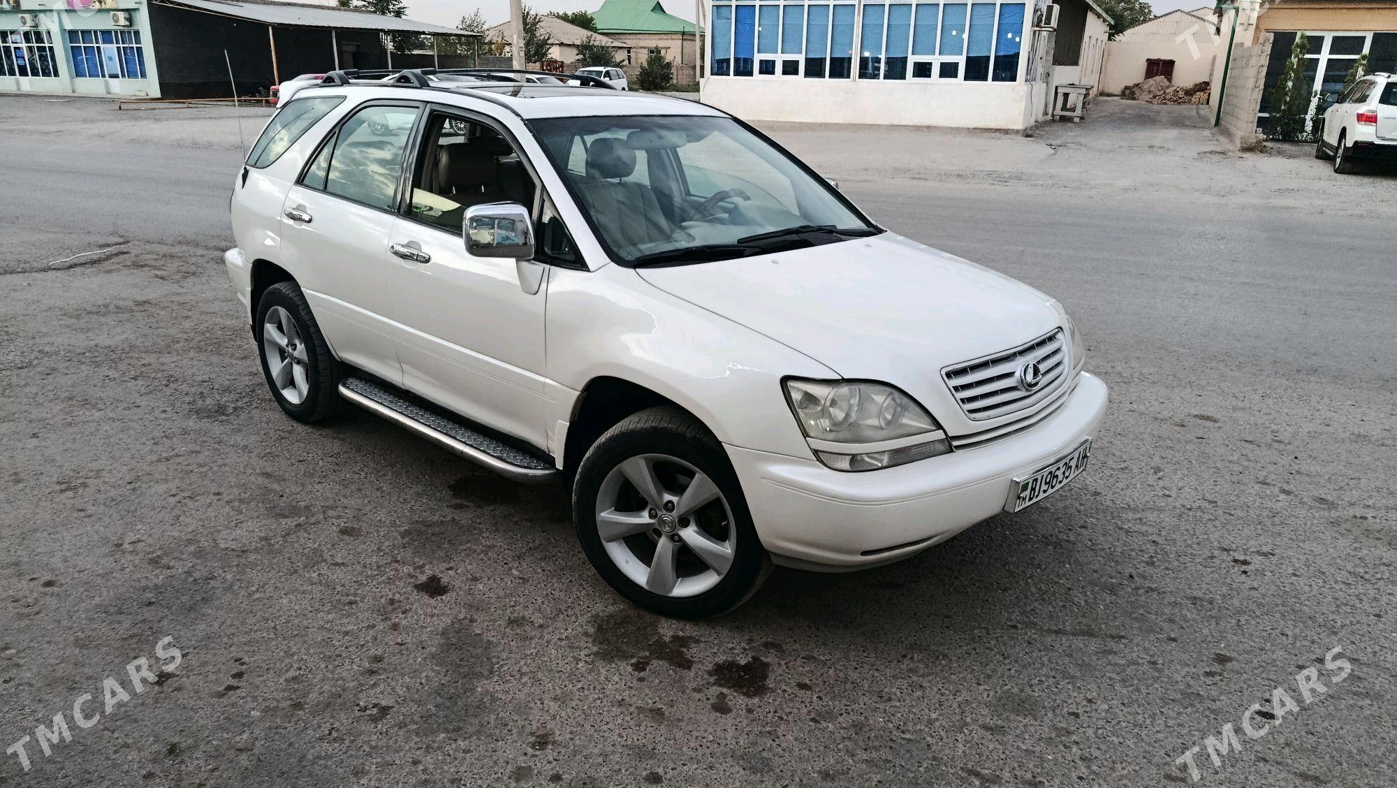 Lexus RX 300 2000 - 180 000 TMT - Кака - img 9