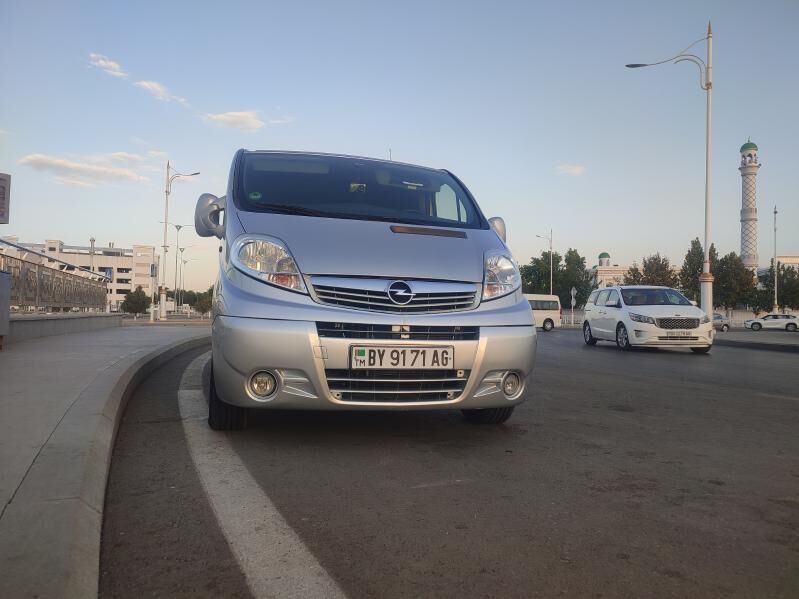 Opel Zafira 2011 - 200 000 TMT - Хитровка - img 2