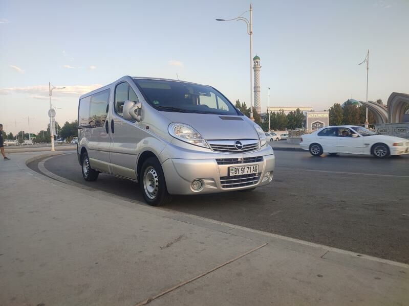 Opel Zafira 2011 - 200 000 TMT - Хитровка - img 4
