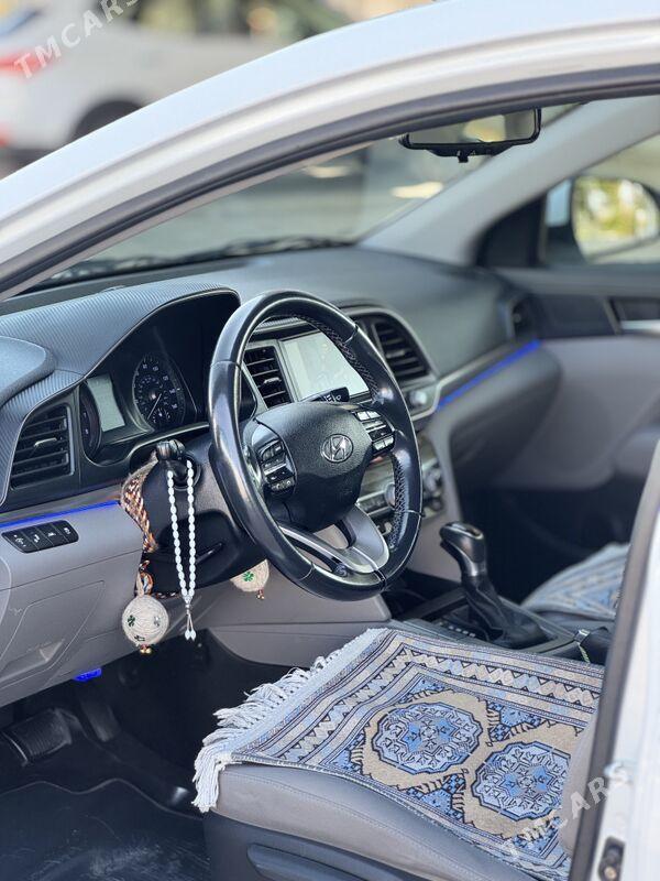 Hyundai Elantra 2019 - 230 000 TMT - Aşgabat - img 4