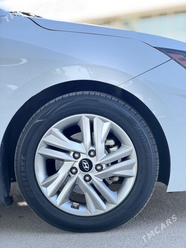 Hyundai Elantra 2019 - 230 000 TMT - Aşgabat - img 5