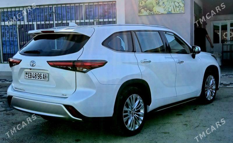 Toyota Highlander 2021 - 550 000 TMT - Серахс - img 3