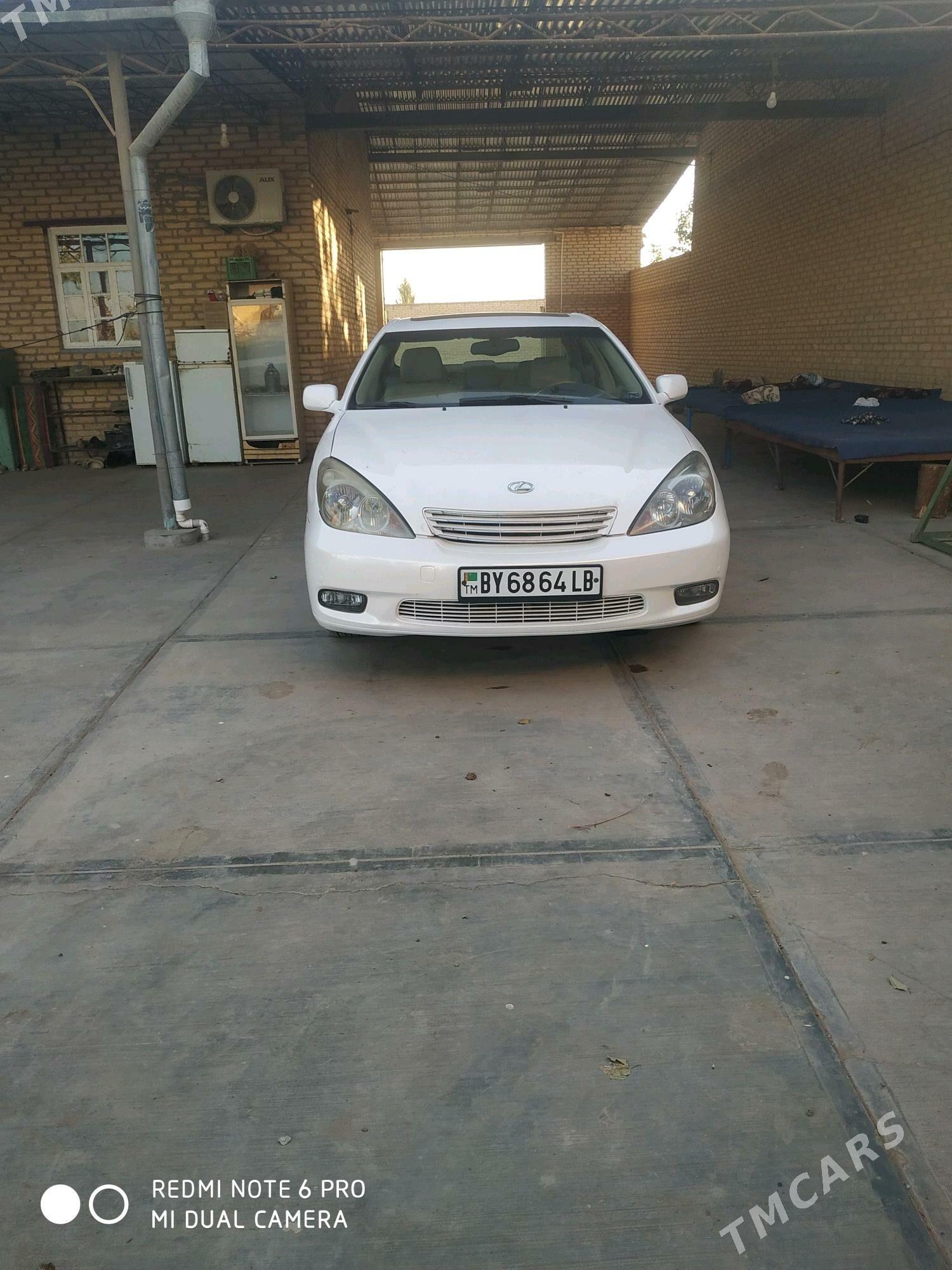 Lexus ES 300 2002 - 140 000 TMT - Халач - img 5