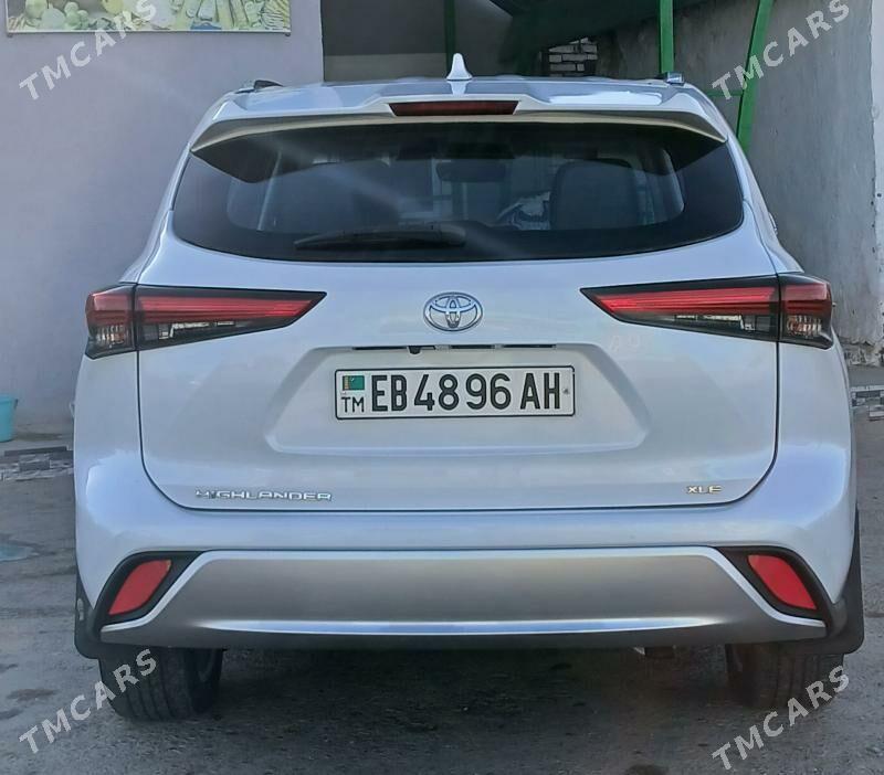 Toyota Highlander 2021 - 550 000 TMT - Серахс - img 4