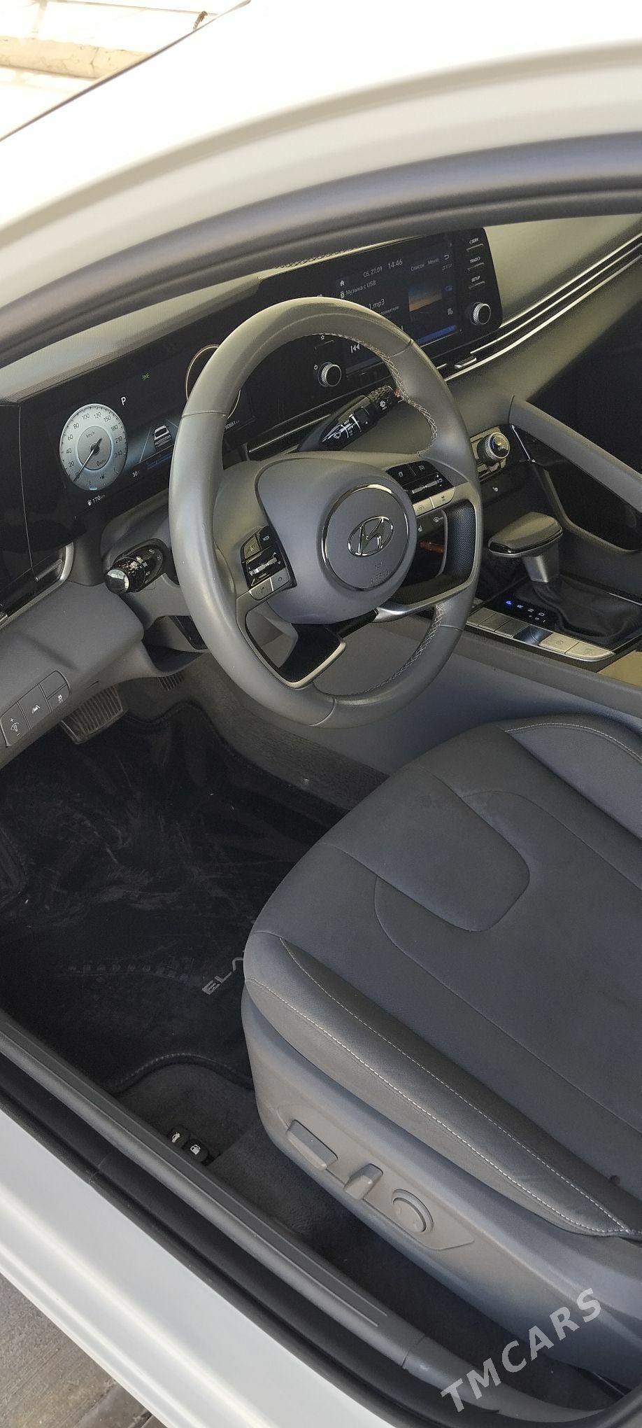 Hyundai Elantra 2022 - 265 000 TMT - Aşgabat - img 2