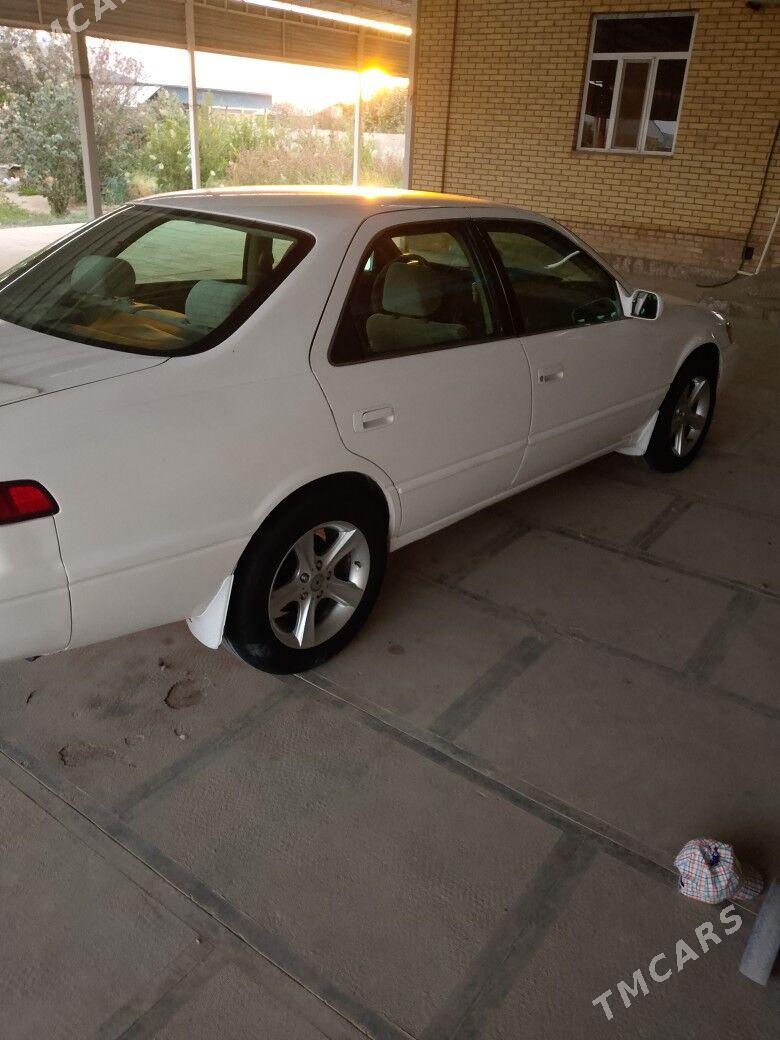 Toyota Camry 1998 - 130 000 TMT - Сакарчага - img 4