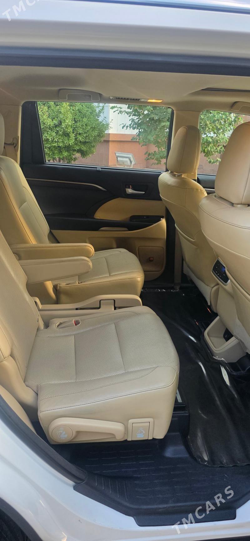 Toyota Highlander 2015 - 465 000 TMT - Хитровка - img 8