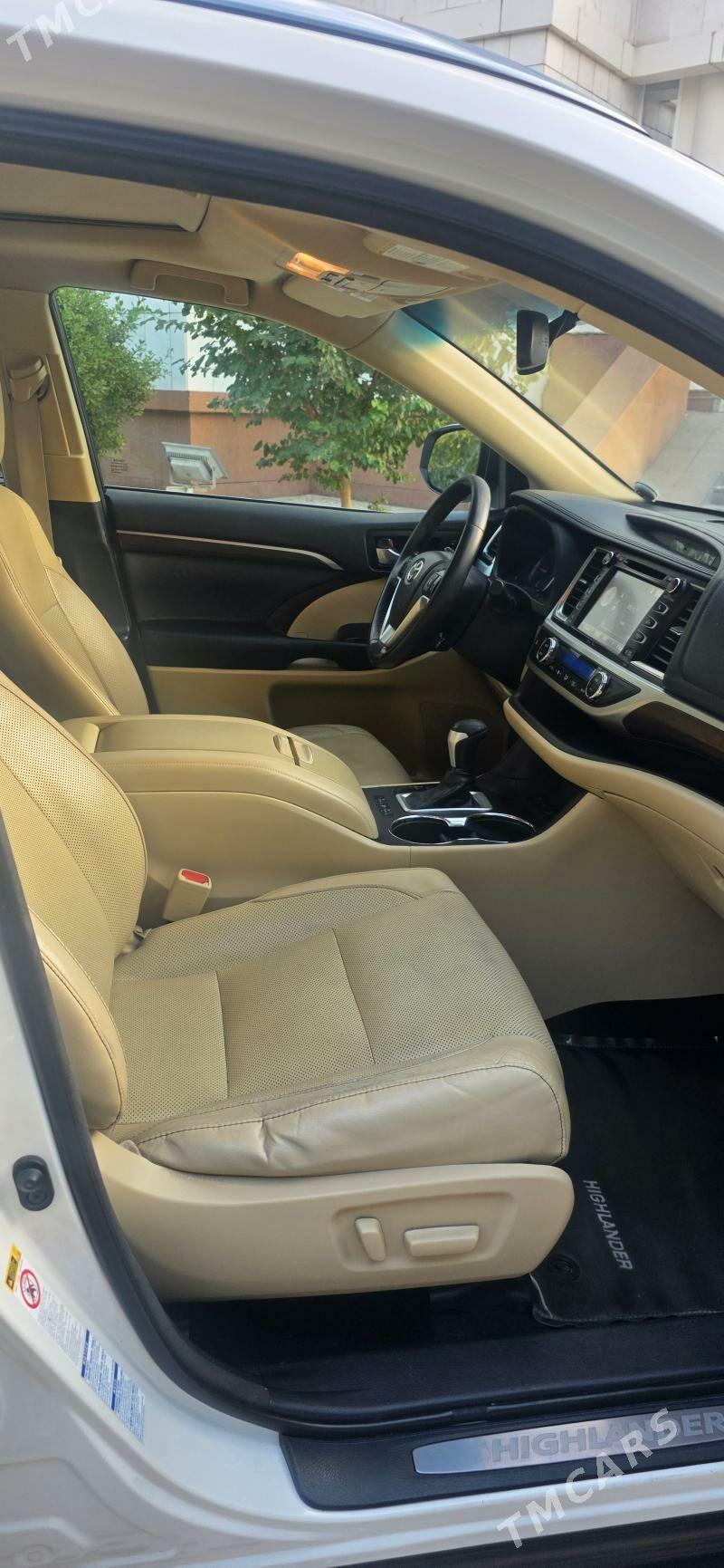 Toyota Highlander 2015 - 465 000 TMT - Хитровка - img 7