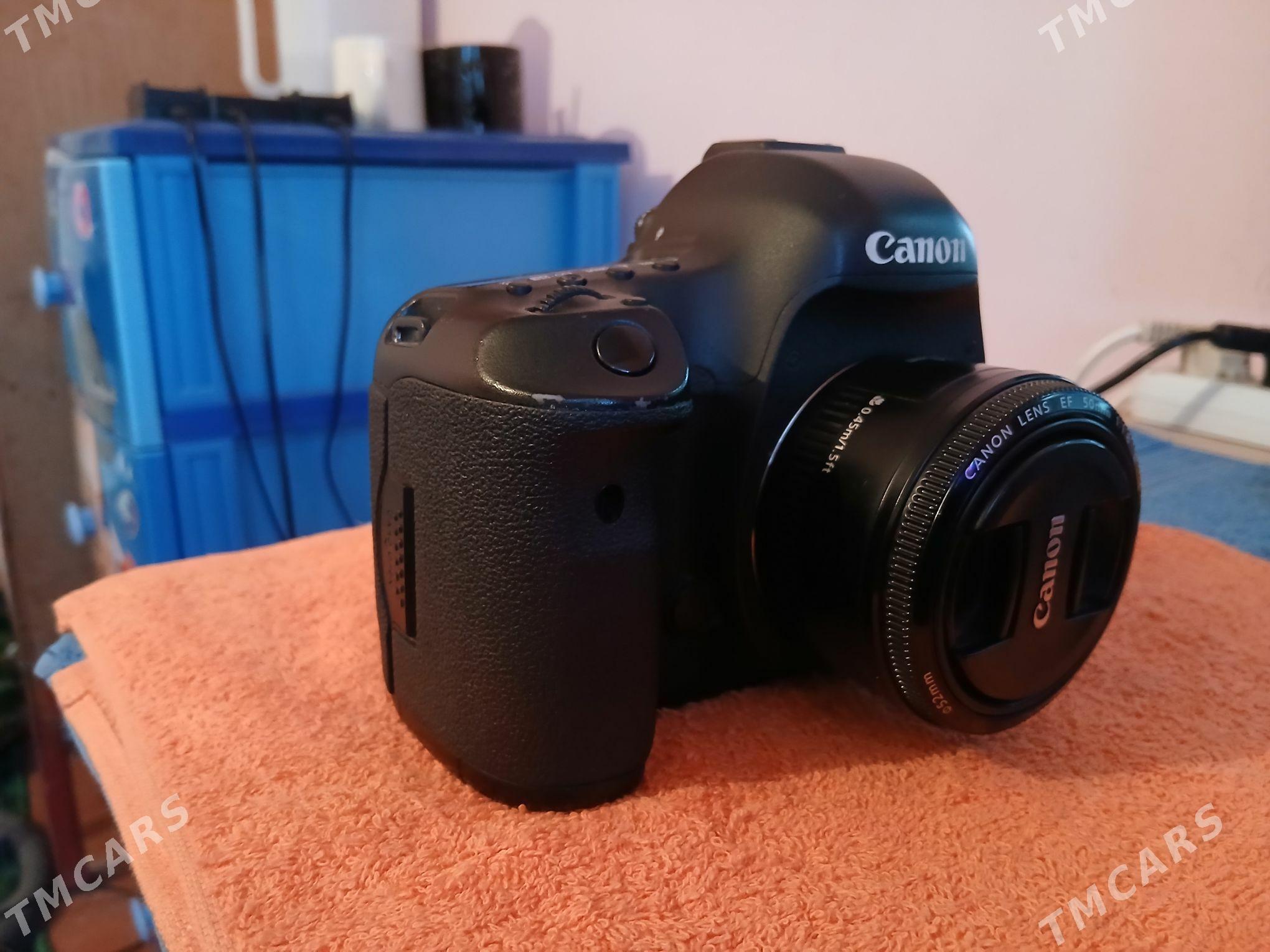 CANON MARK.3.50 ML.1:8. - Чарджоу - img 6