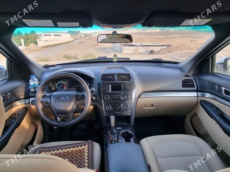 Ford Explorer 2016 - 285 000 TMT - Ашхабад - img 4