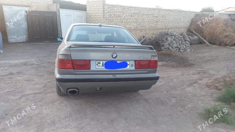 BMW 525 1993 - 70 000 TMT - Фарап - img 4