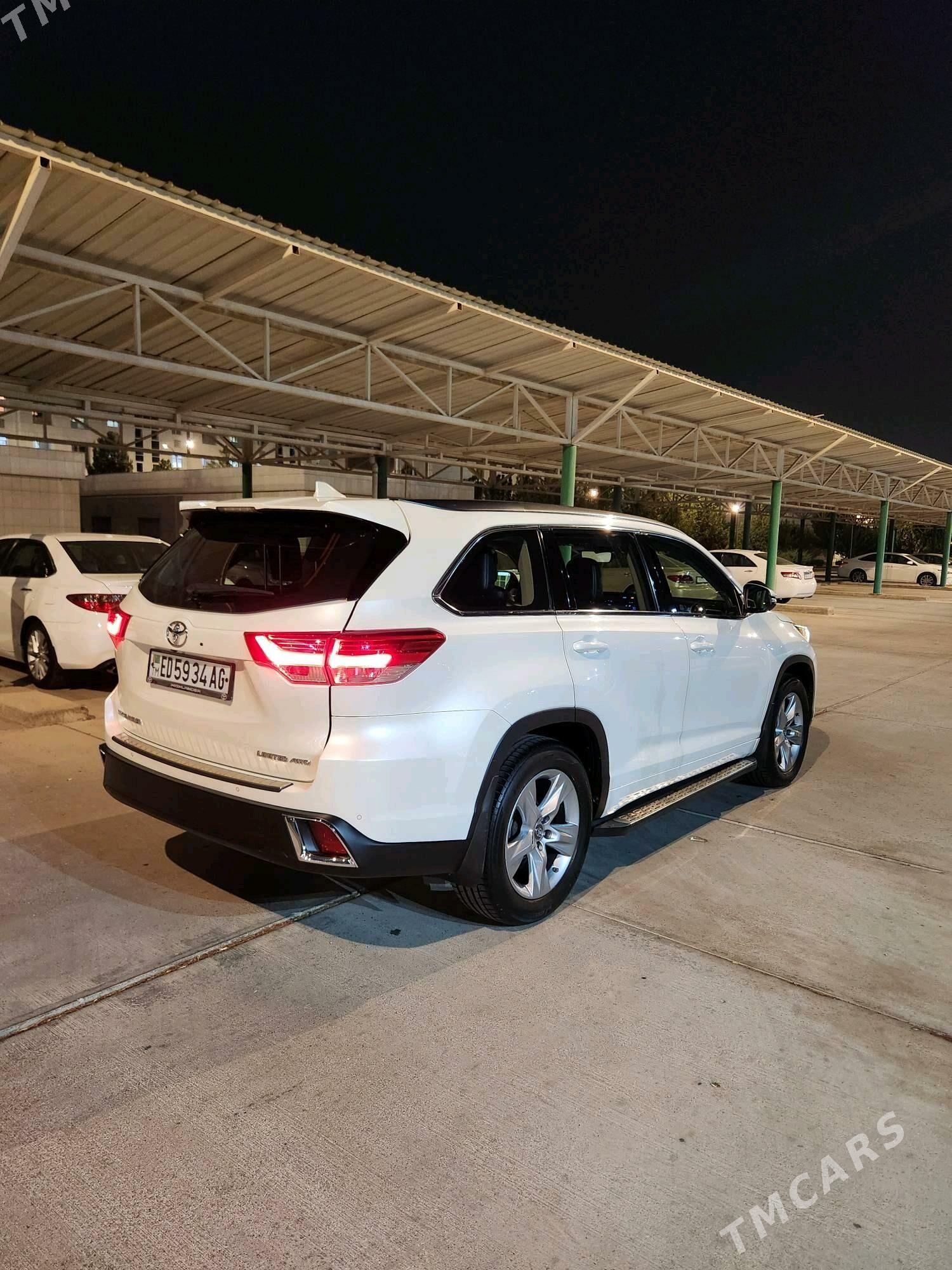 Toyota Highlander 2018 - 548 000 TMT - Aşgabat - img 2