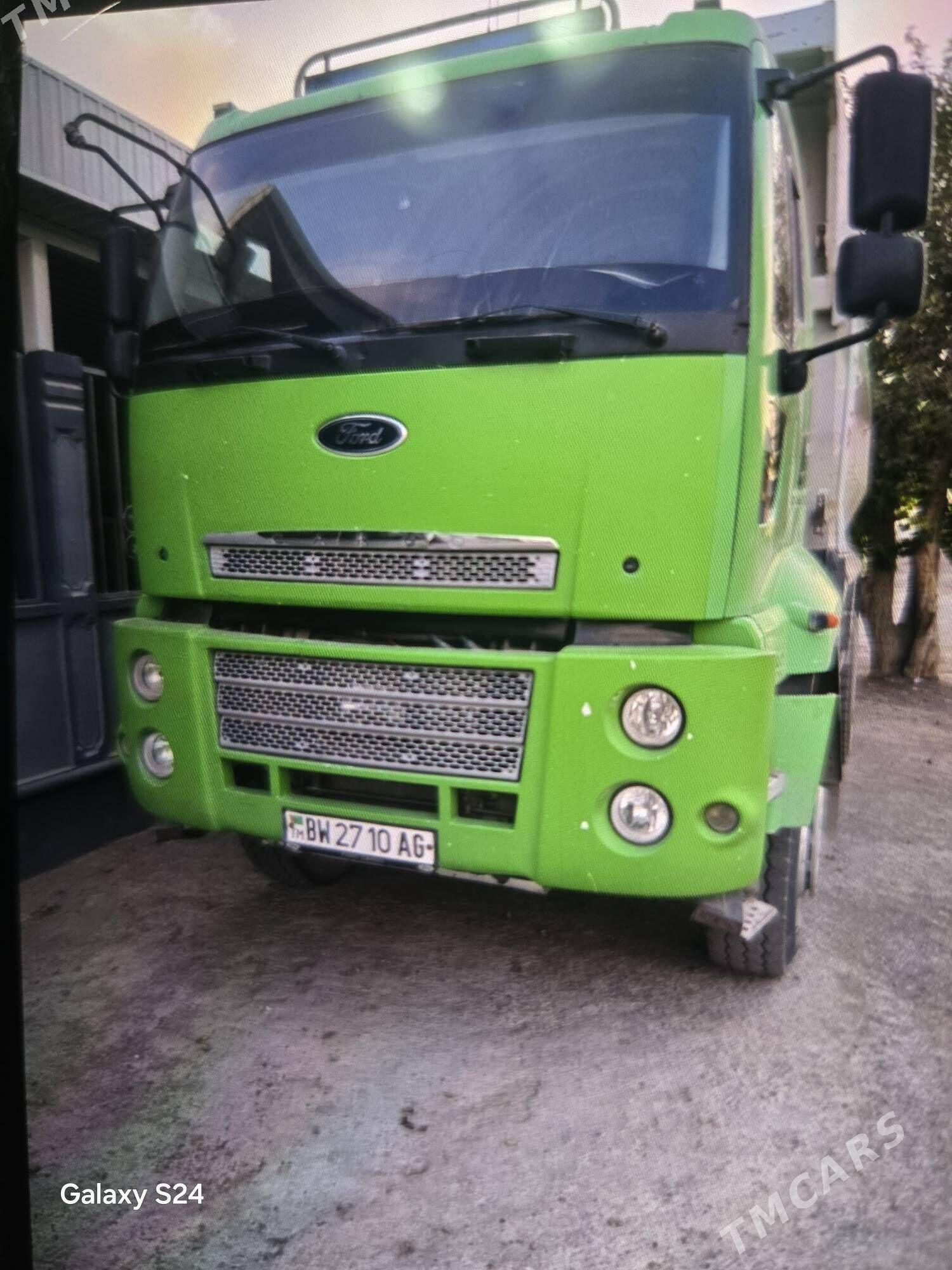 Ford Cargo 3535D 2014 - 900 000 TMT - Гёкдепе - img 4