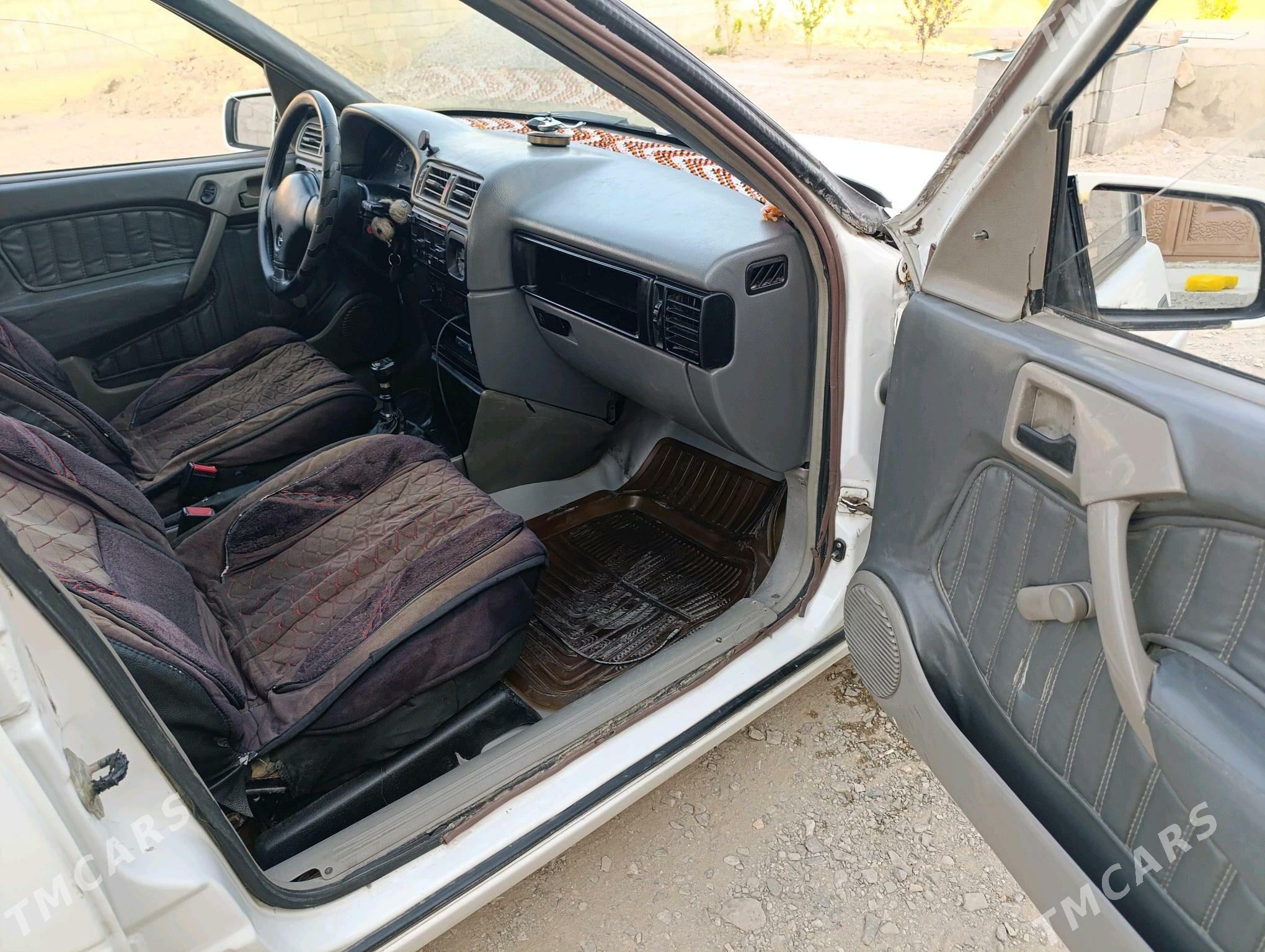 Opel Vectra 1991 - 34 000 TMT - Бахарден - img 2