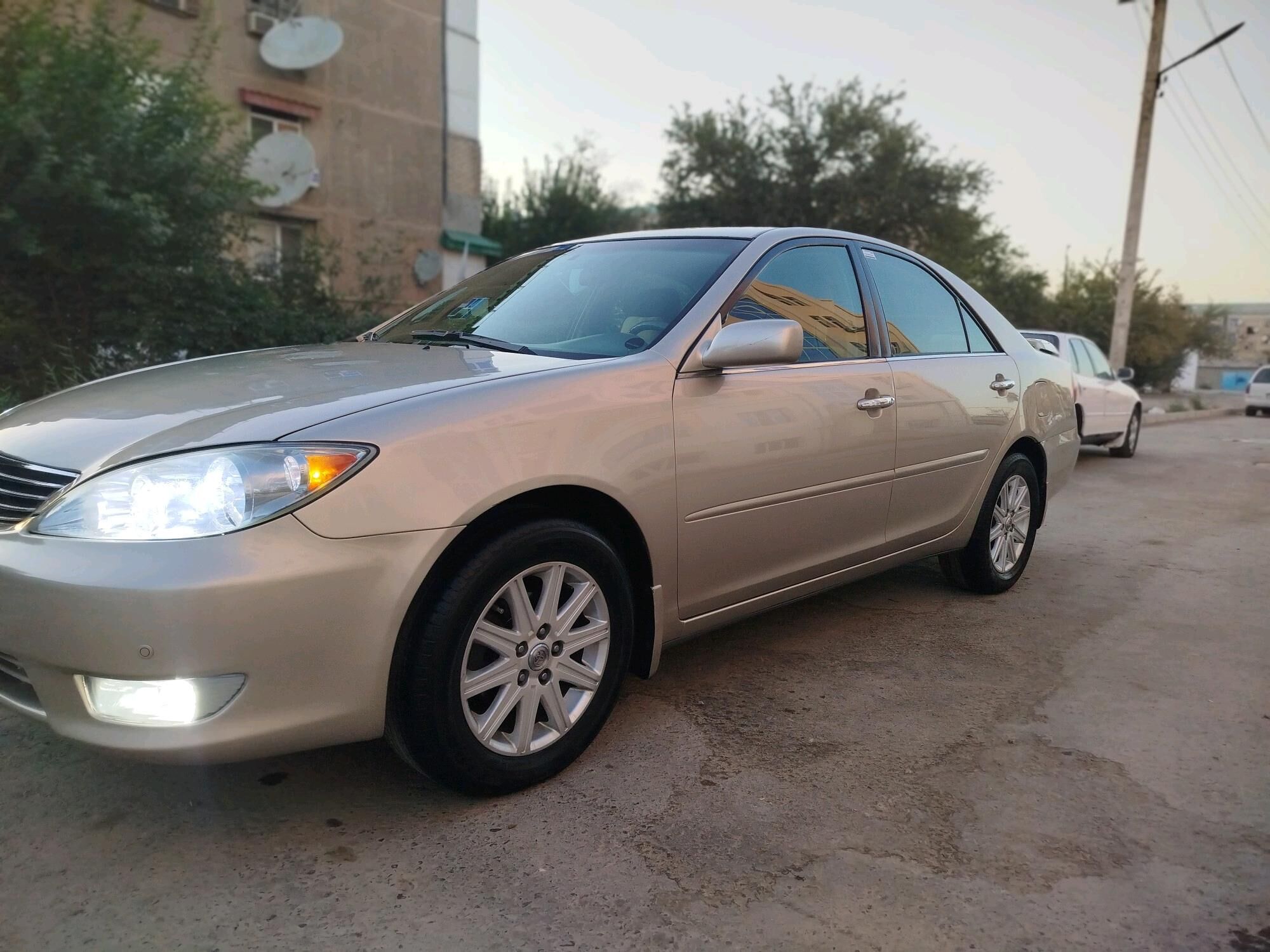 Toyota Camry 2005 - 195 000 TMT - Çärjew - img 10