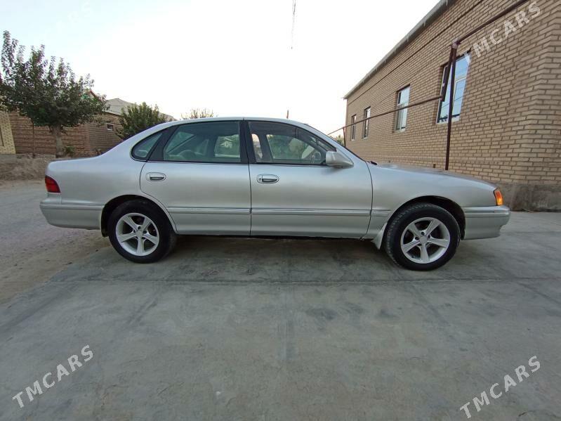 Toyota Avalon 1995 - 90 000 TMT - Türkmengala - img 2