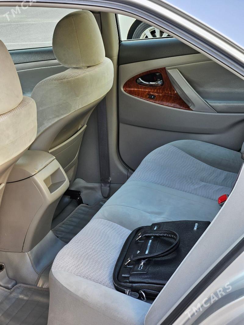 Toyota Camry 2010 - 226 000 TMT - Mary - img 6