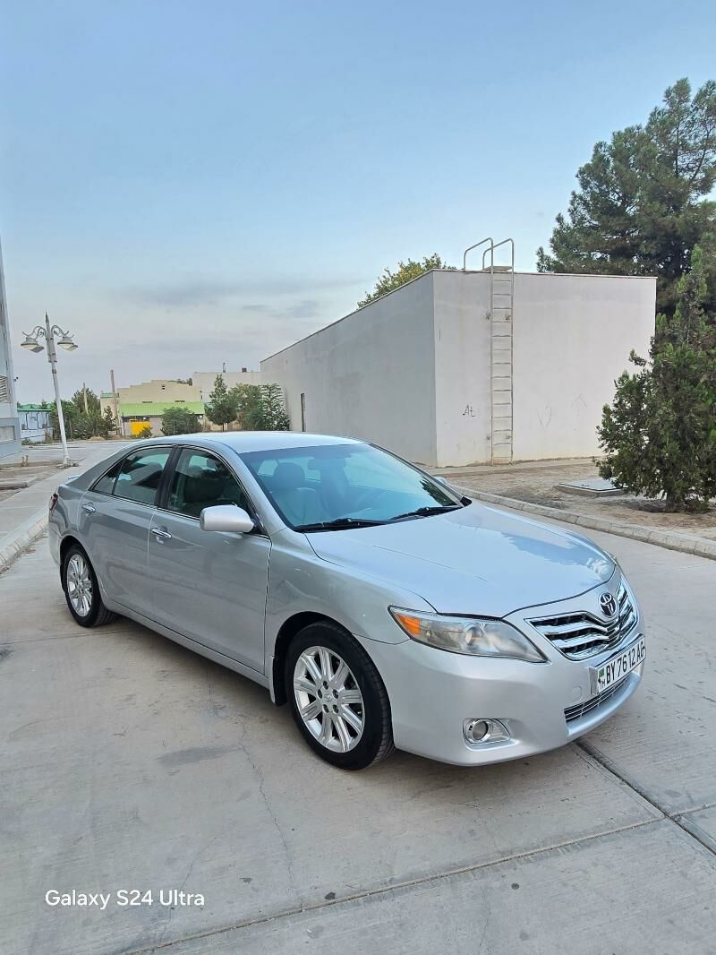 Toyota Camry 2010 - 195 000 TMT - Hitrowka - img 2