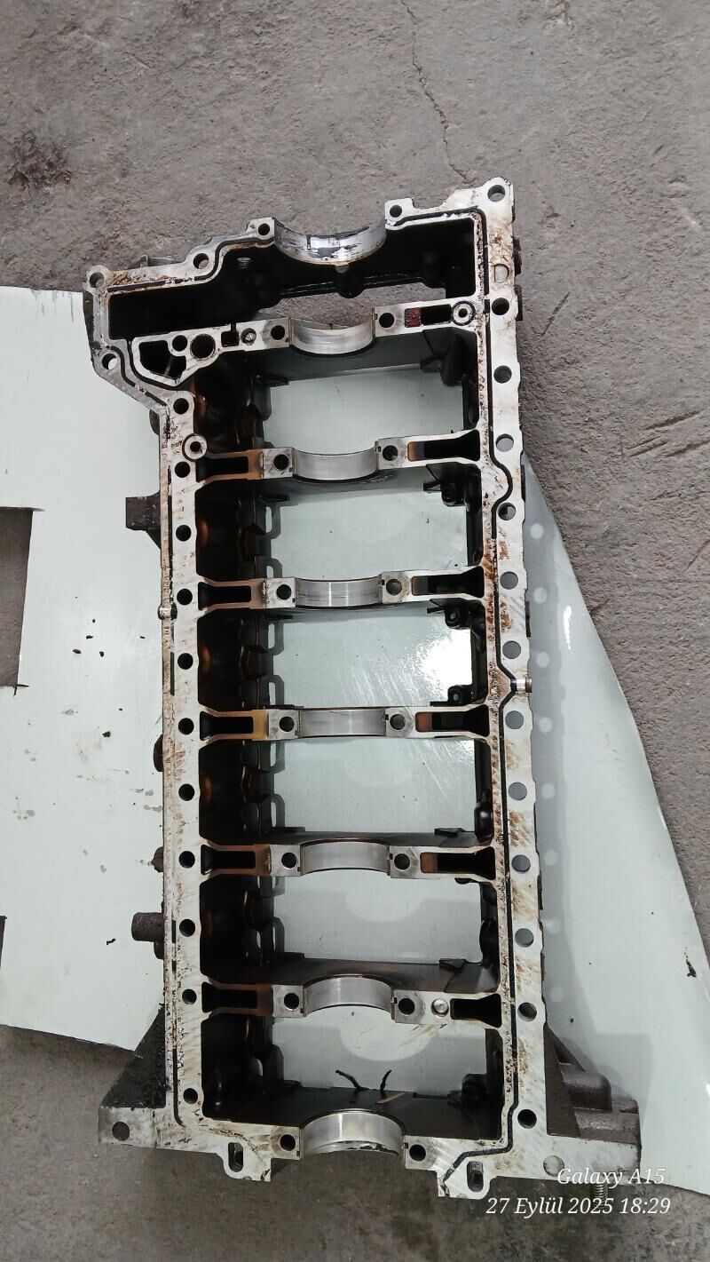 BMWX5 mator karopkasy bölek - Ак-Бугдайский этрап - img 4