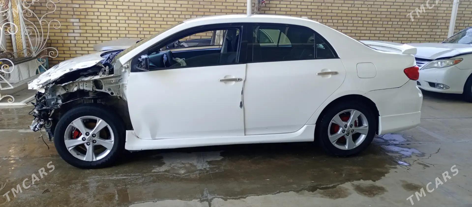 Toyota Corolla 2012 - 123 000 TMT - Мары - img 4