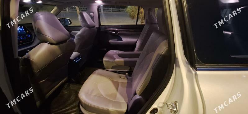 Toyota Highlander 2022 - 705 000 TMT - Aşgabat - img 7