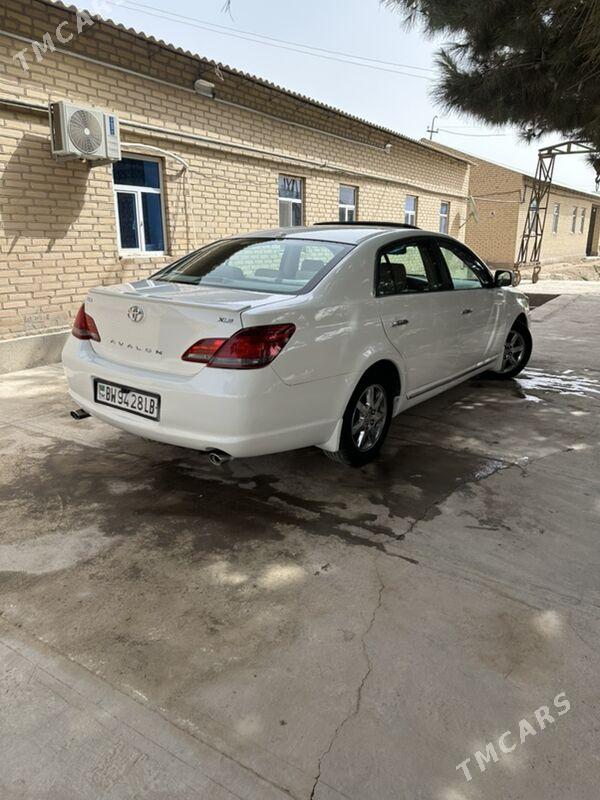 Toyota Avalon 2008 - 150 000 TMT - Гарабекевюл - img 2