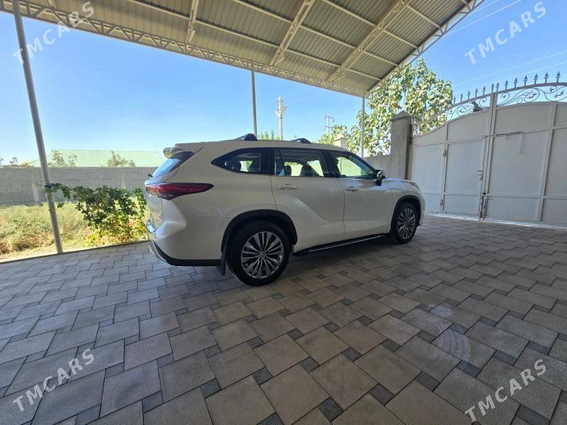 Toyota Highlander 2020 - 710 000 TMT - Ашхабад - img 4