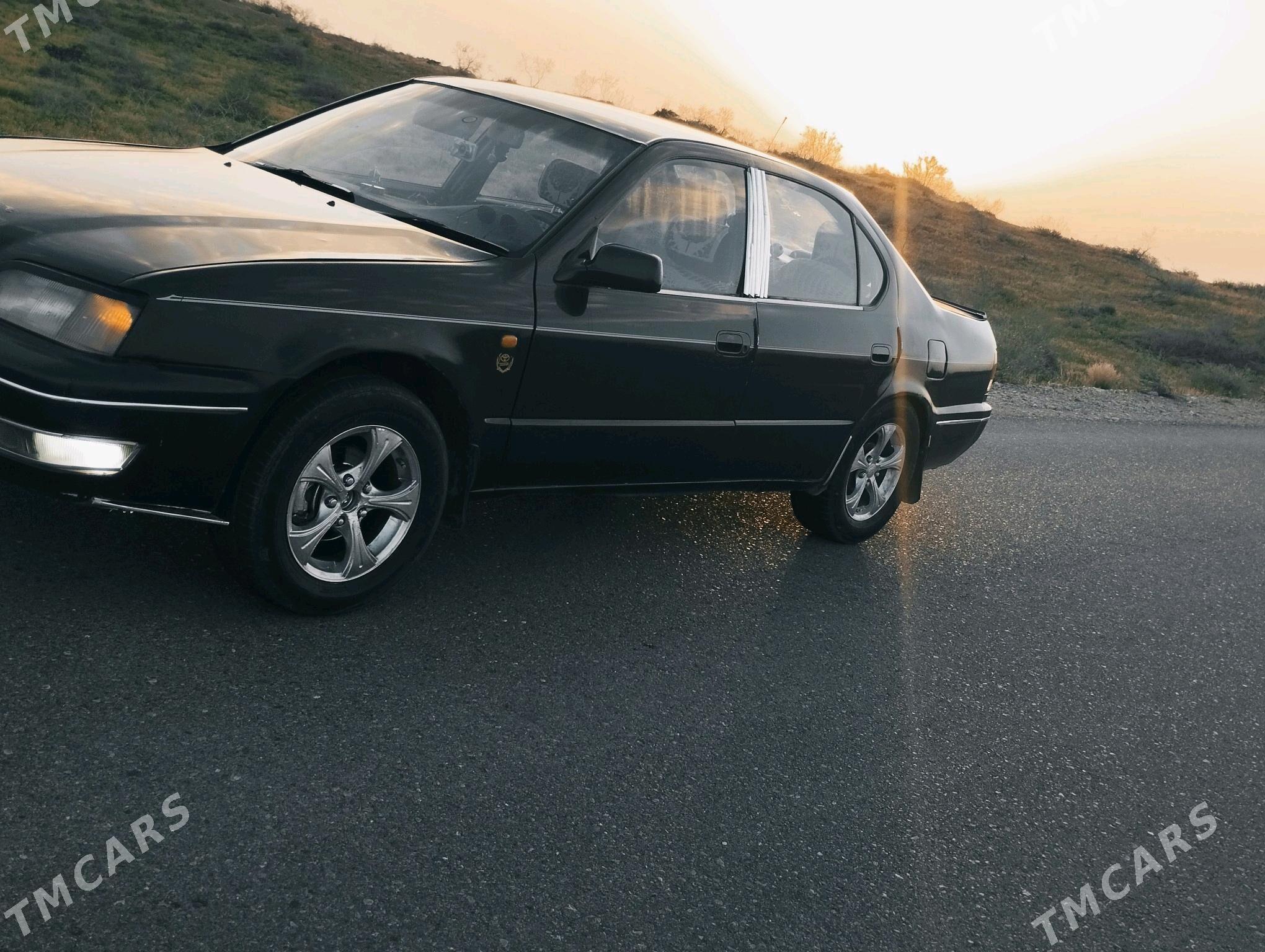 Toyota Vista 1996 - 50 000 TMT - Сакар - img 3