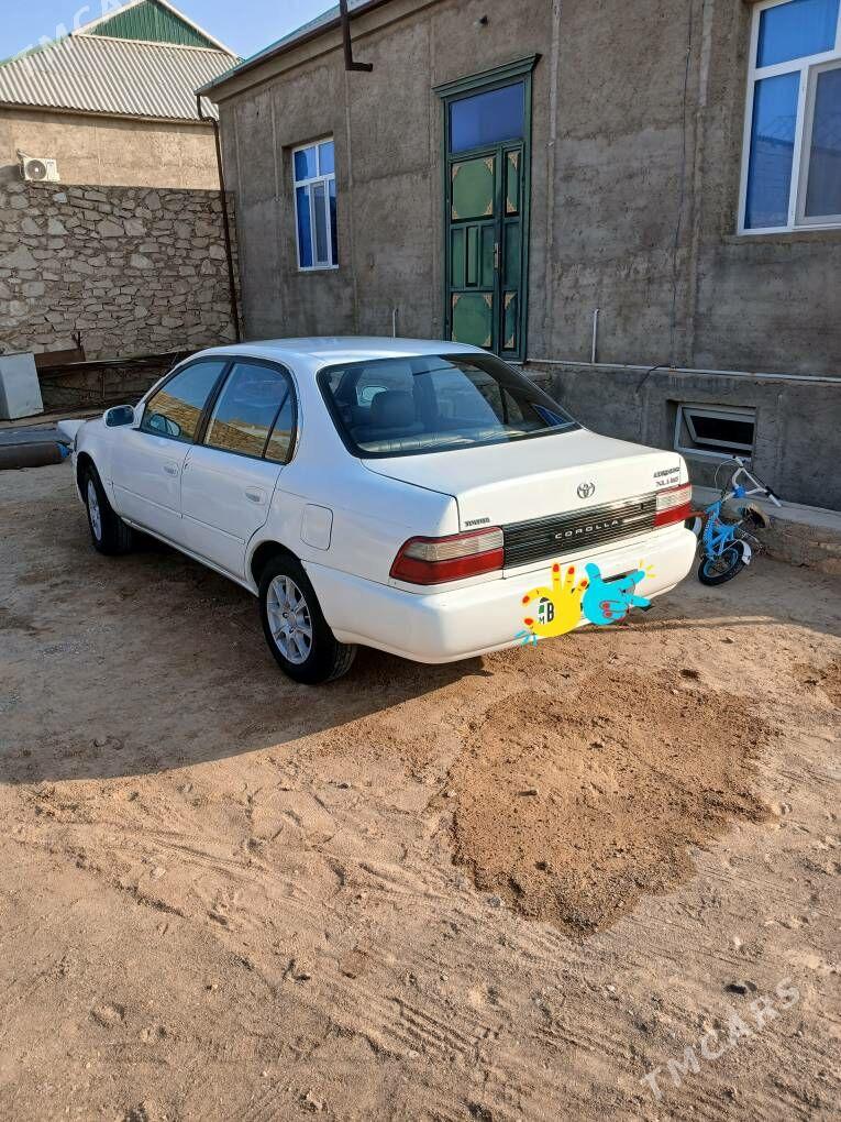 Toyota Corolla 1996 - 75 000 TMT - Туркменбаши - img 3