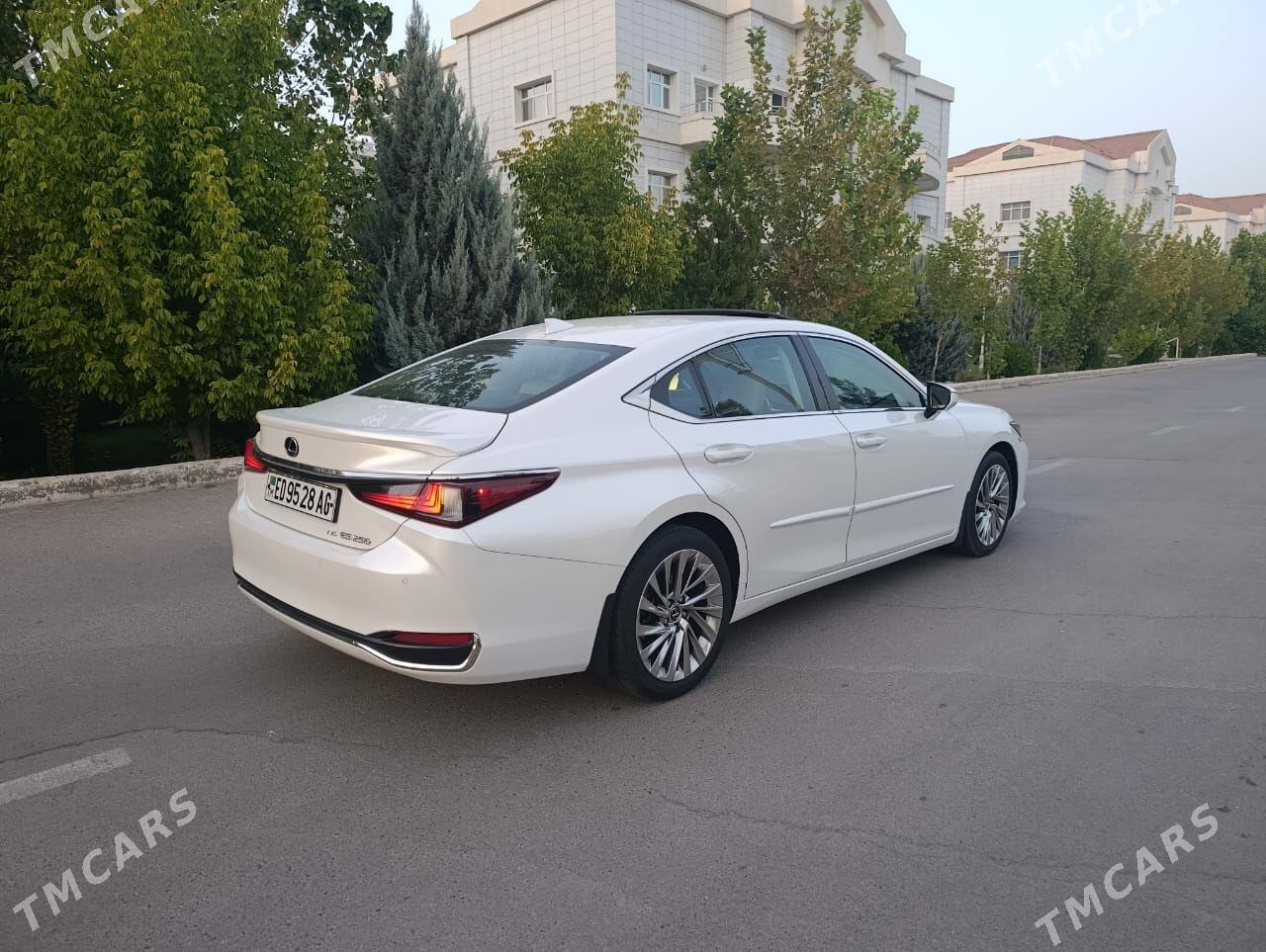 Lexus ES 250 2021 - 510 000 TMT - Ашхабад - img 5