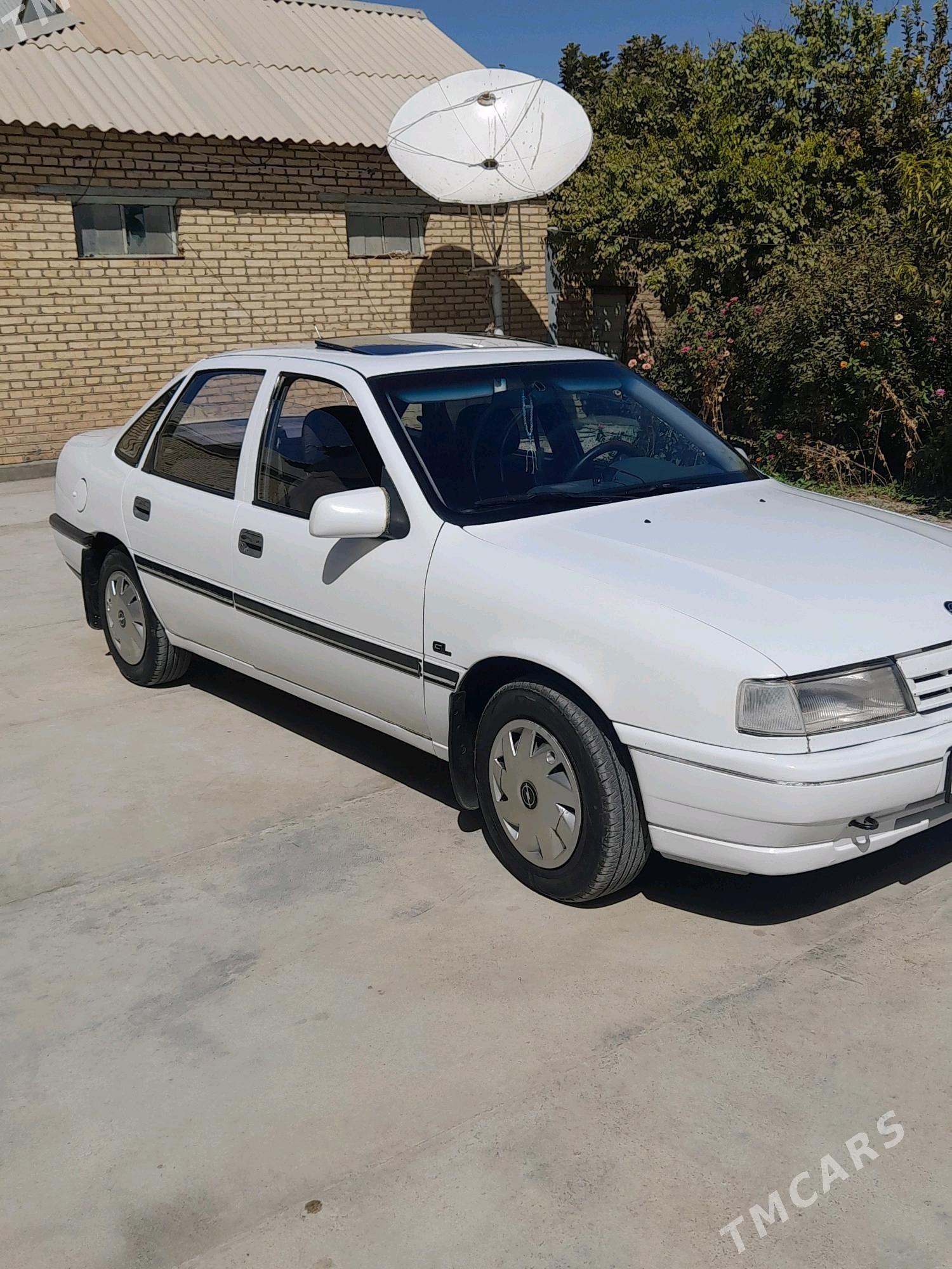 Opel Vectra 1991 - 34 000 TMT - Мары - img 3