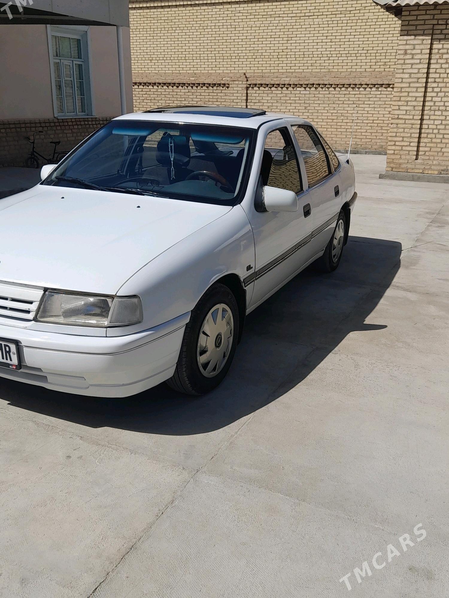 Opel Vectra 1991 - 34 000 TMT - Мары - img 4