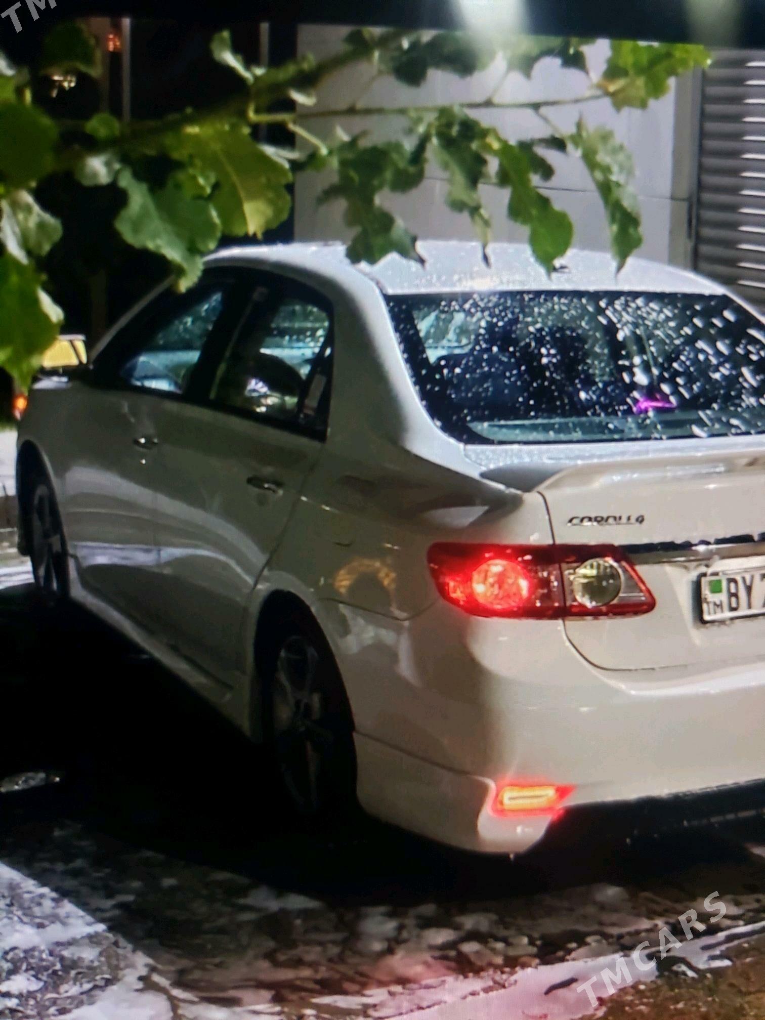 Toyota Corolla 2012 - 179 000 TMT - 14-nji tapgyr (Sowhozny köç) - img 2