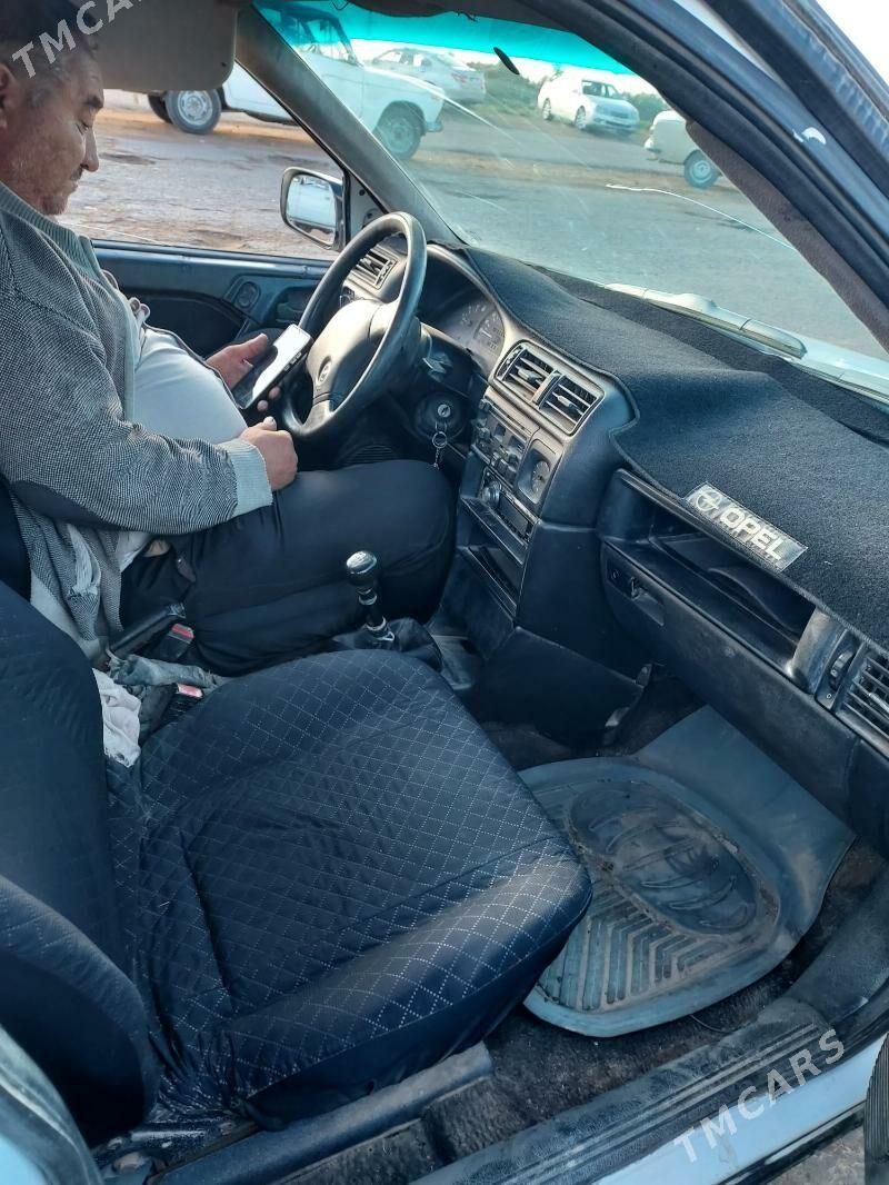Opel Vectra 1991 - 36 000 TMT - Болдумсаз - img 5