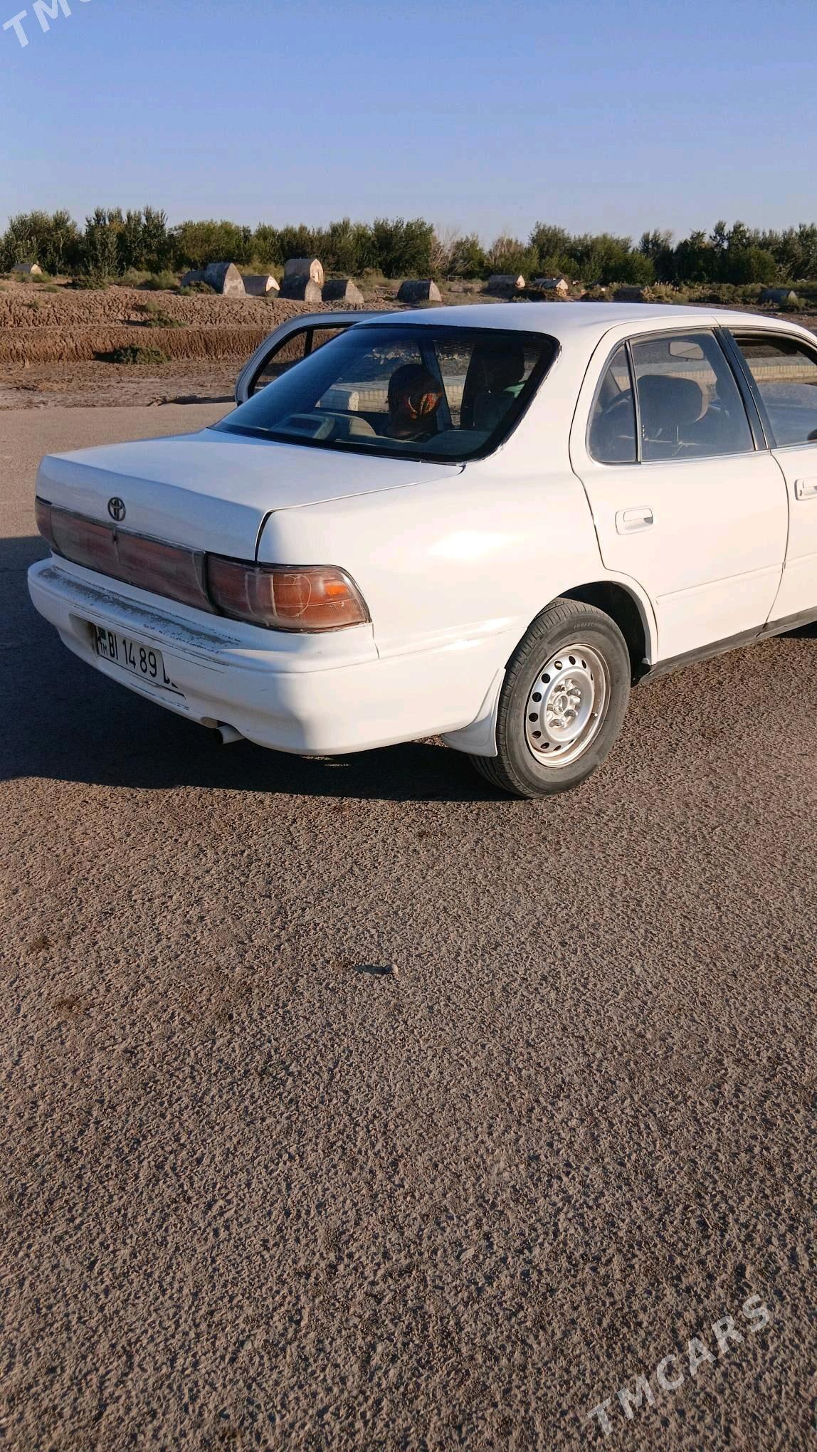 Toyota Camry 1993 - 70 000 TMT - Türkmenbaşy etr. - img 8