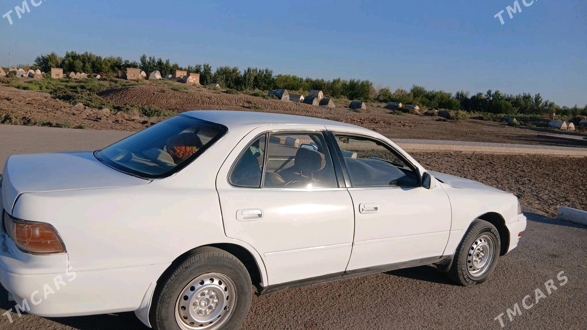Toyota Camry 1993 - 70 000 TMT - Türkmenbaşy etr. - img 9