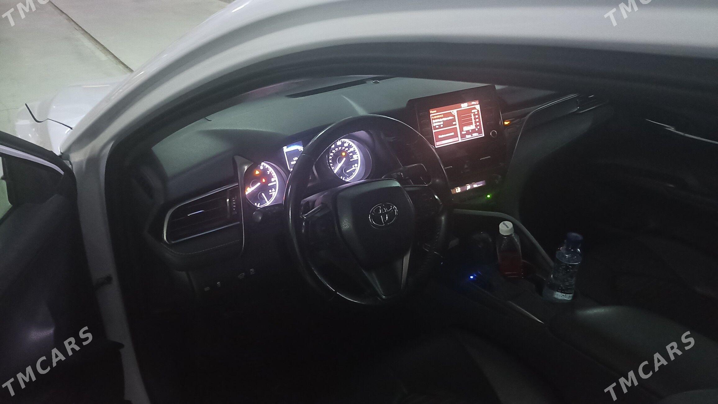 Toyota Camry 2021 - 285 000 TMT - Ашхабад - img 4
