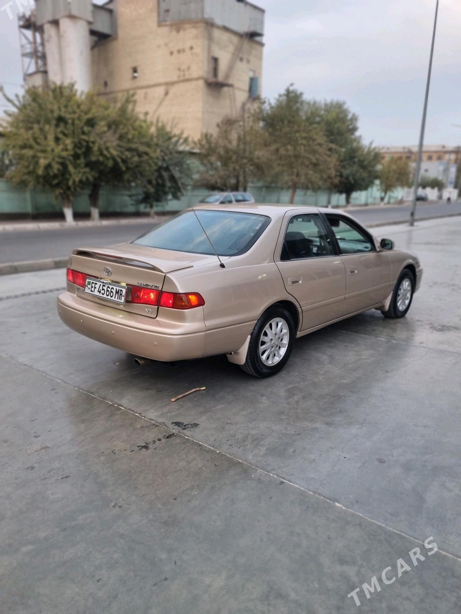 Toyota Camry 2000 - 173 000 TMT - Мары - img 2