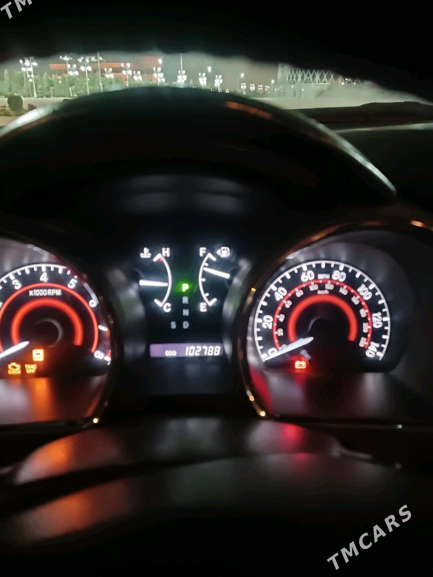 Toyota Highlander 2011 - 330 000 TMT - Чарджоу - img 3
