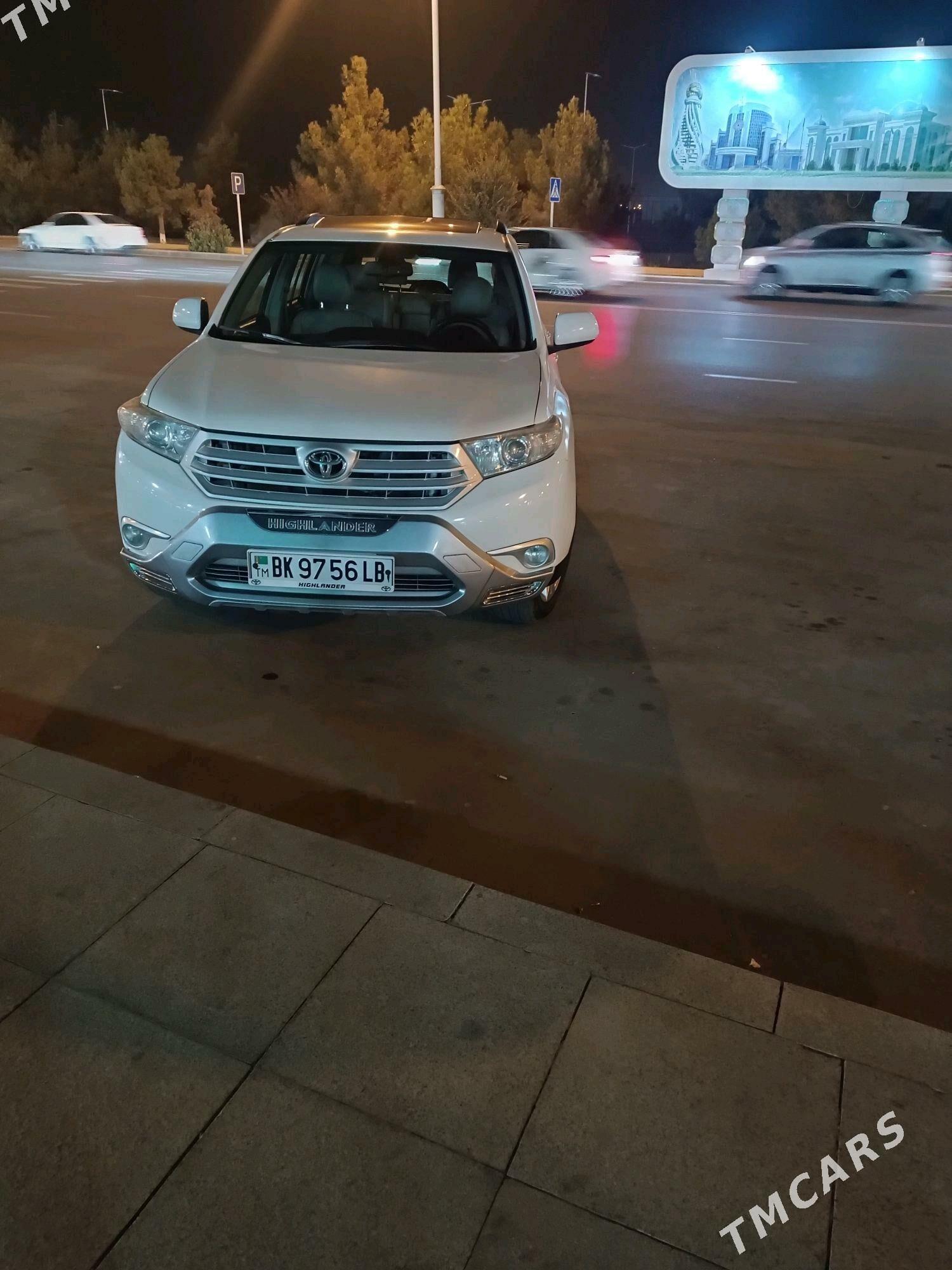 Toyota Highlander 2011 - 330 000 TMT - Чарджоу - img 5