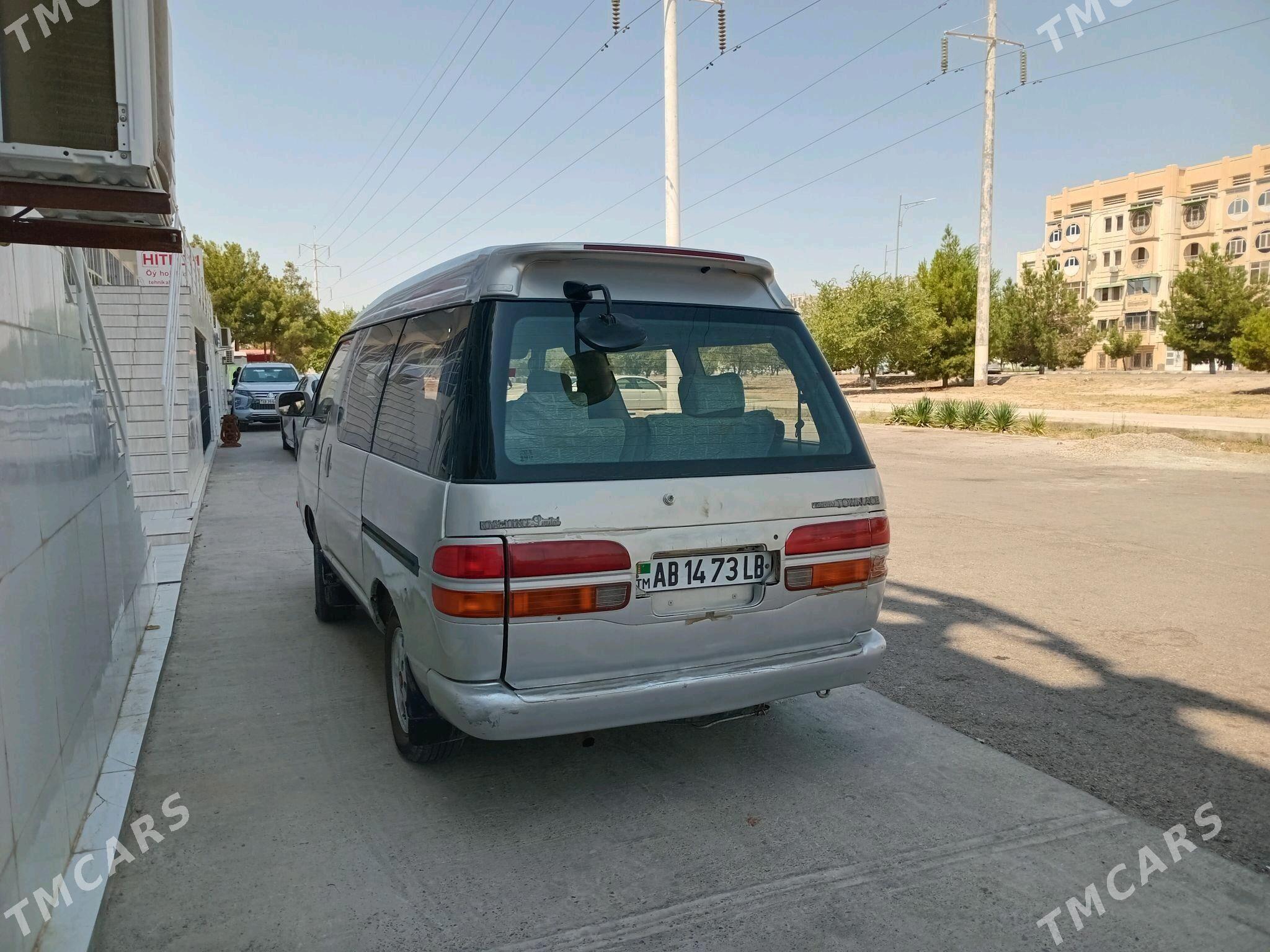 Toyota Town Ace 1995 - 40 000 TMT - Туркменабат - img 4