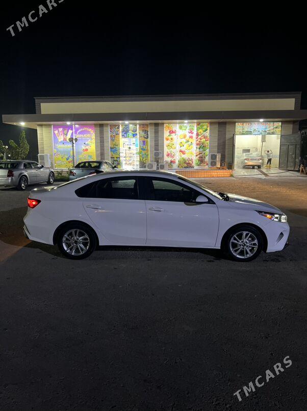 Kia Forte 2022 - 230 000 TMT - Мары - img 2