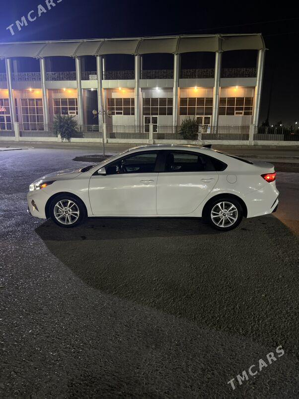 Kia Forte 2022 - 230 000 TMT - Мары - img 3