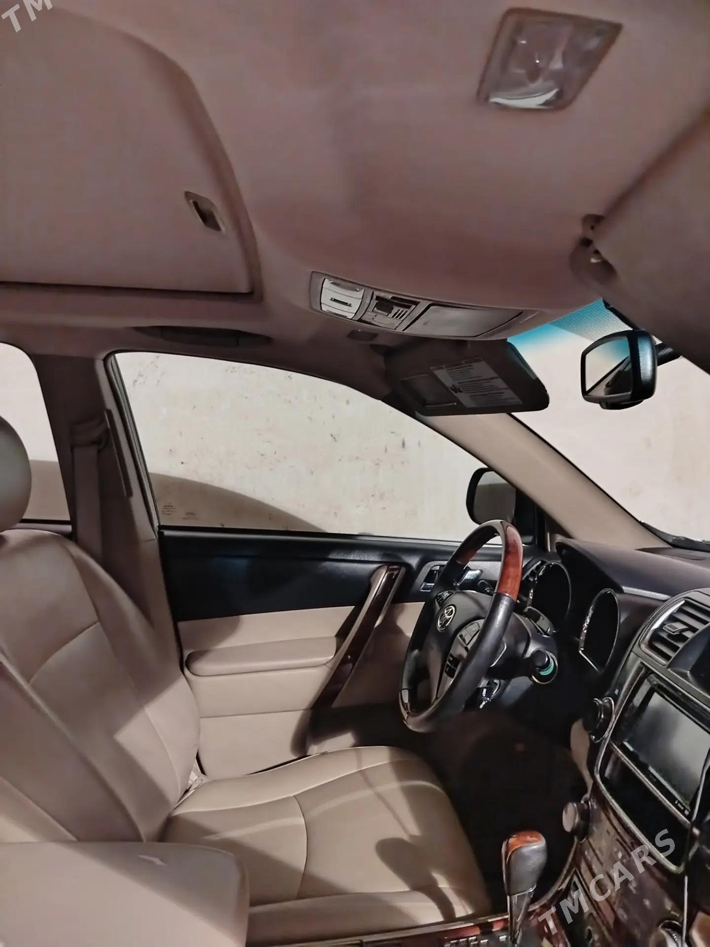 Toyota Highlander 2013 - 340 000 TMT - Дашогуз - img 2